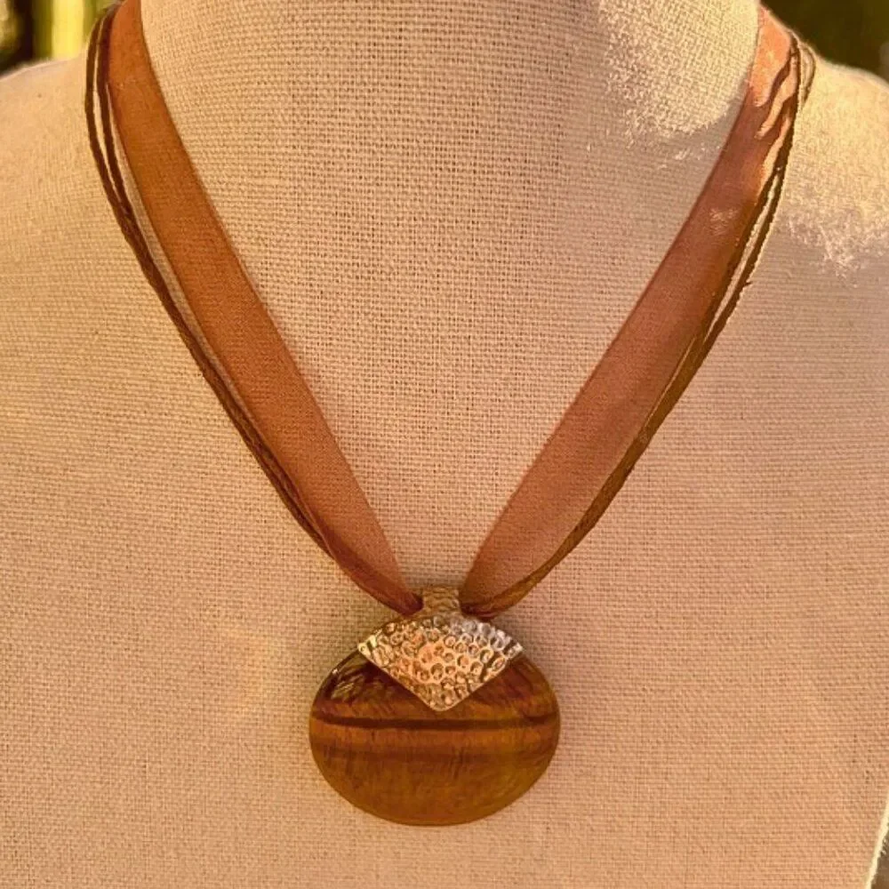 Vintage Whitney Kelly Large Golden Tiger Eye & Sterling Pendant